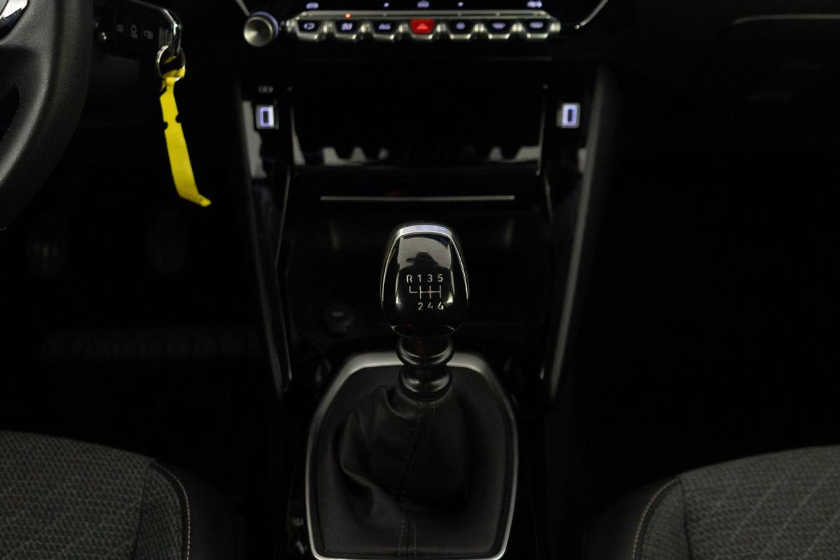 peugeot-208-2025-gasolina-1199cc