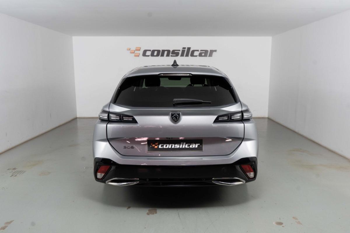 peugeot-308-sw-2024-gasolina-1199cc