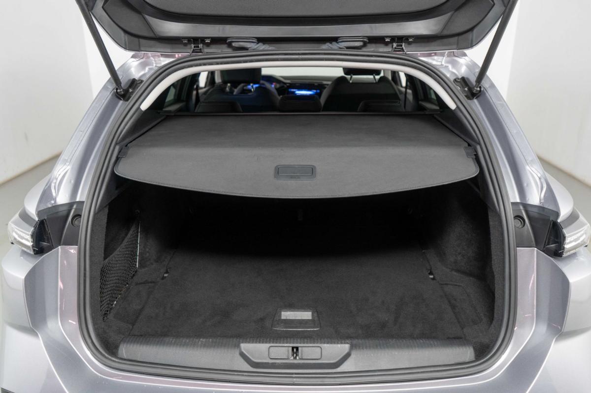 peugeot-308-sw-2024-gasolina-1199cc