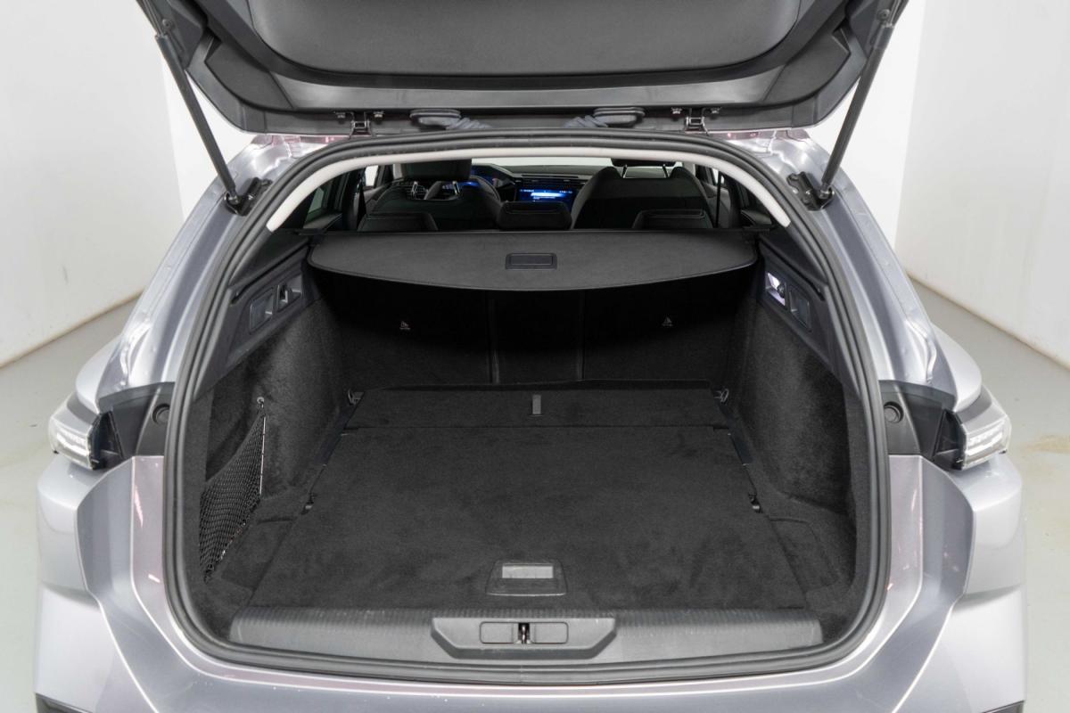 peugeot-308-sw-2024-gasolina-1199cc