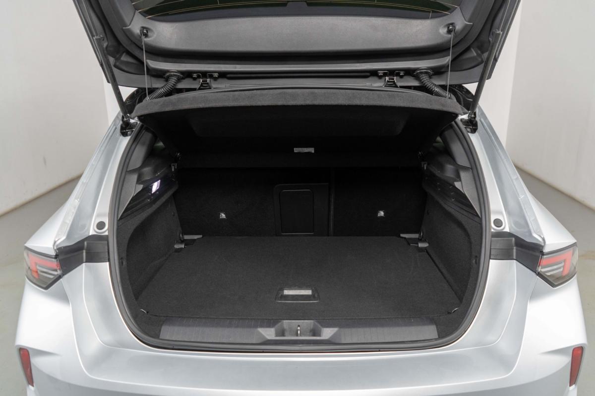 opel-astra-2025-gasolina-1199cc