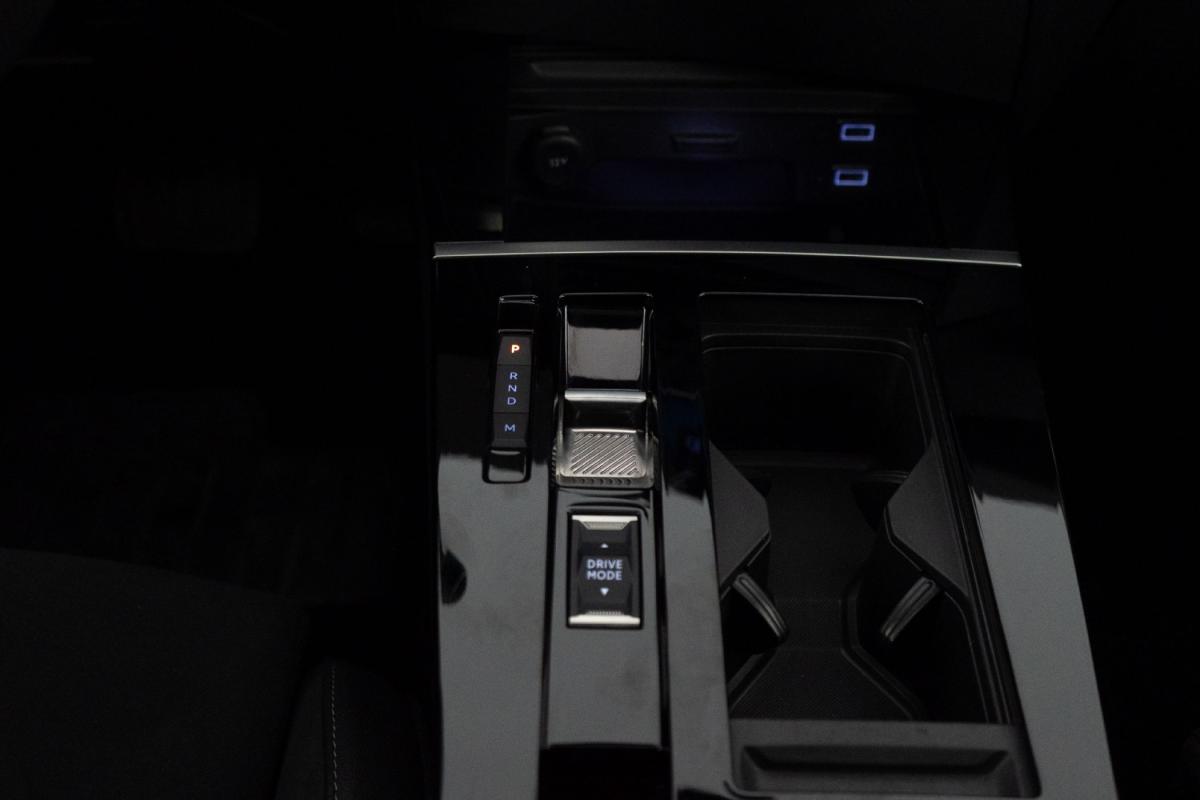 opel-astra-2025-gasolina-1199cc