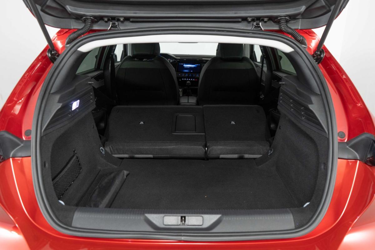 peugeot-308-2024-gasolina-1199cc