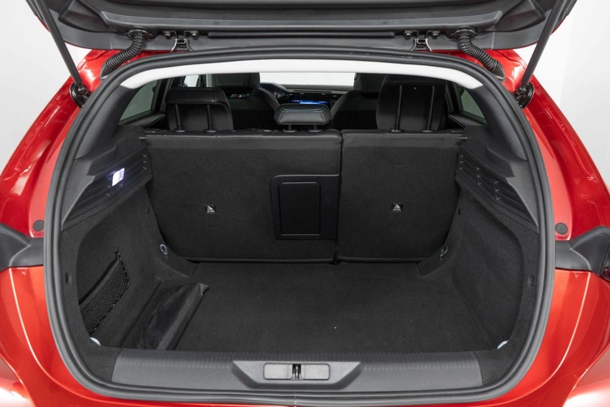 peugeot-308-2024-gasolina-1199cc
