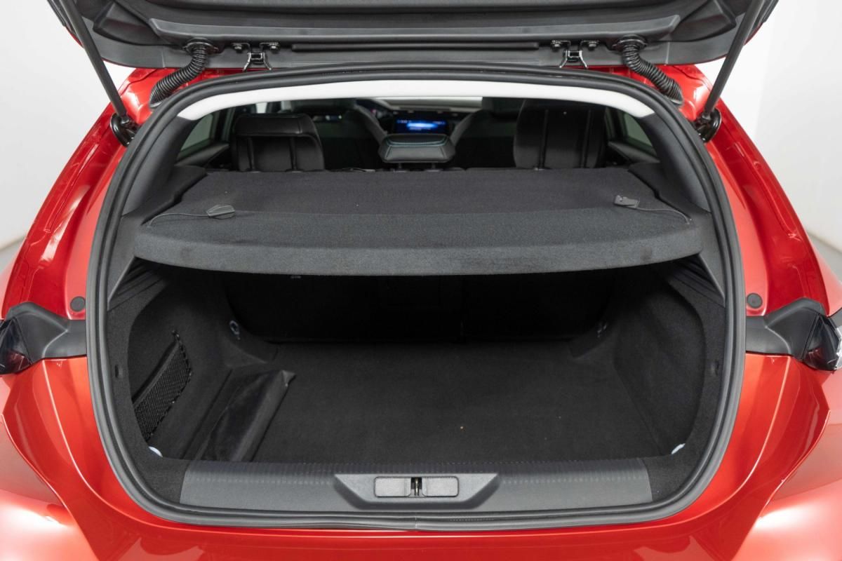 peugeot-308-2024-gasolina-1199cc