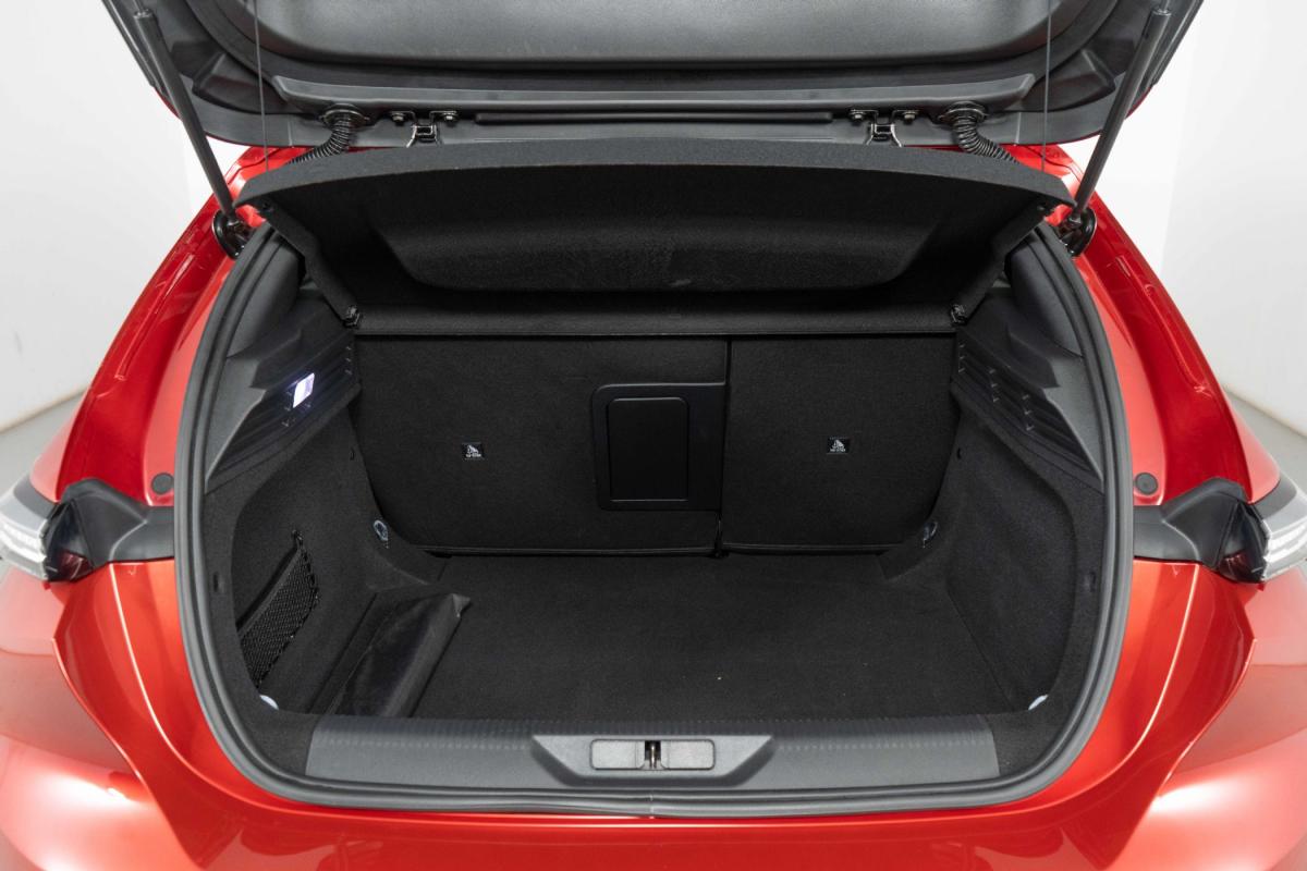 peugeot-308-2024-gasolina-1199cc