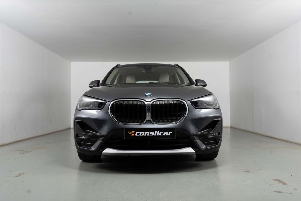bmw-x1-2021-hibrido-a-gasolina-1499cc