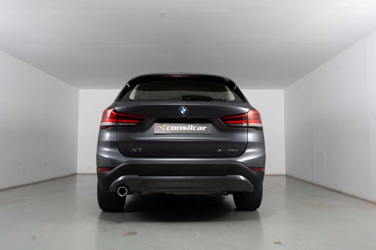 bmw-x1-2021-hibrido-a-gasolina-1499cc