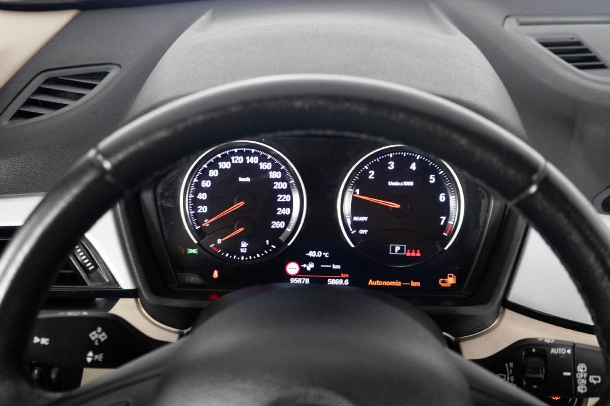 bmw-x1-2021-hibrido-a-gasolina-1499cc