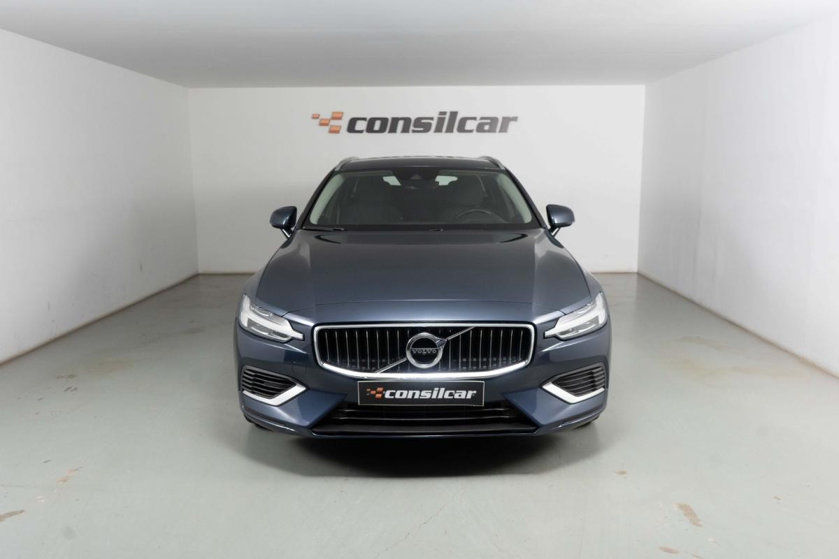 volvo-v60-2021-hibrido-a-gasolina-1969cc
