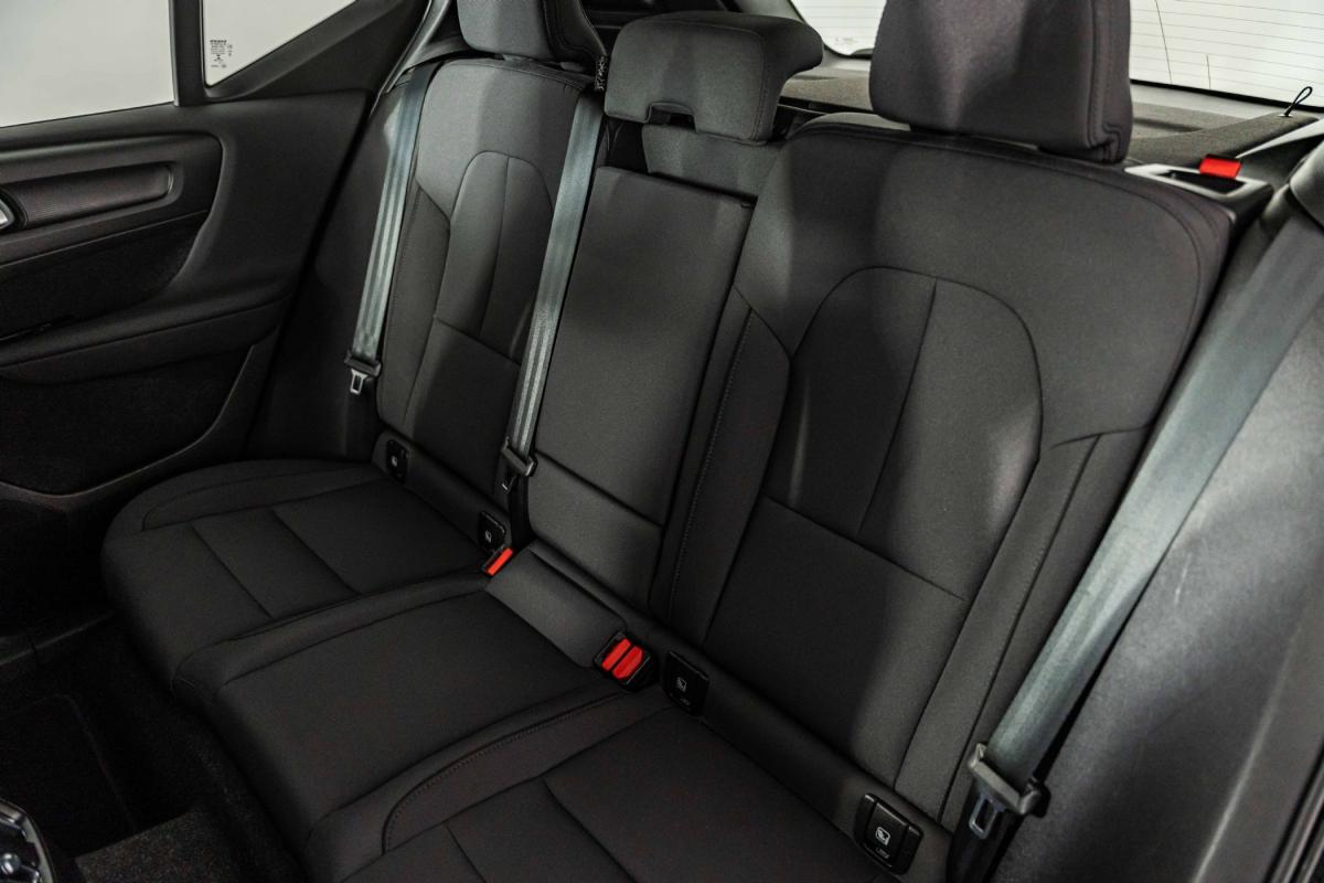 volvo-xc40-2021-hibrido-a-gasolina-1477cc