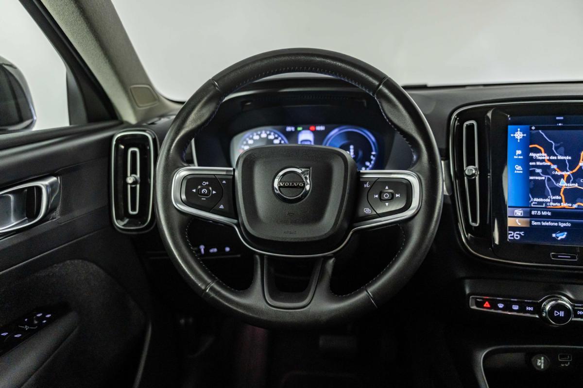 volvo-xc40-2021-hibrido-a-gasolina-1477cc