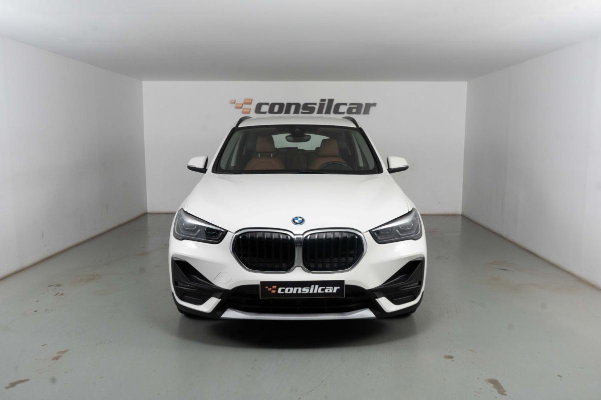 bmw-x1-2022-hibrido-a-gasolina-1499cc