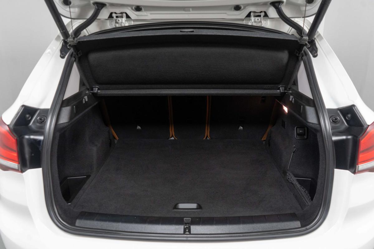 bmw-x1-2022-hibrido-a-gasolina-1499cc