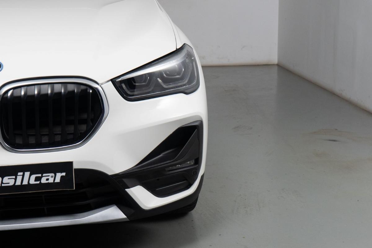 bmw-x1-2022-hibrido-a-gasolina-1499cc