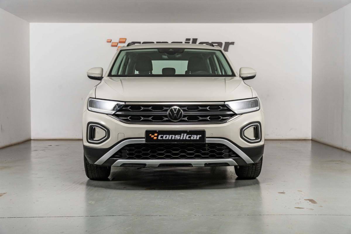 volkswagen-t-roc-2023-gasolina-999cc