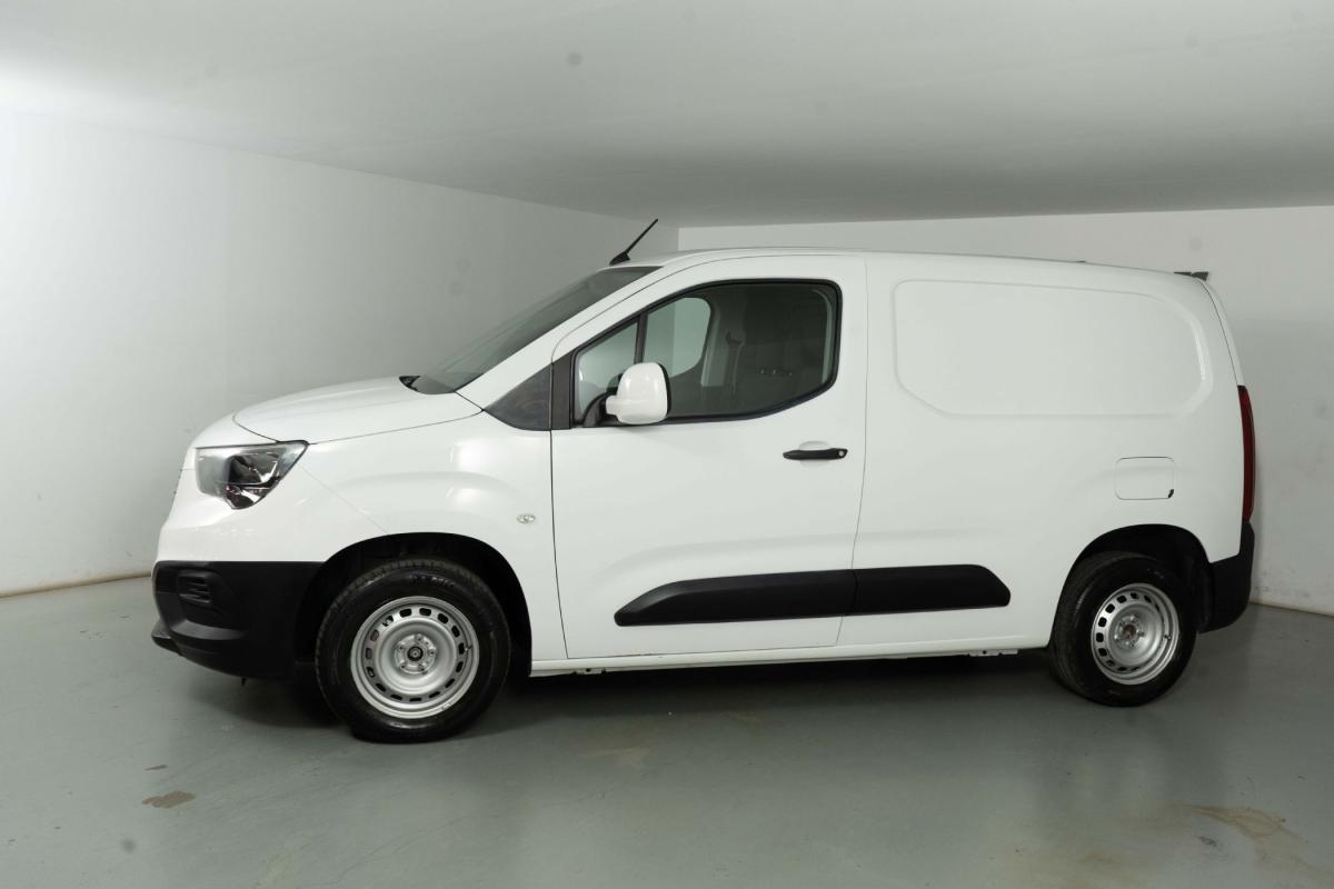 opel-combo-2021-diesel-1499cc