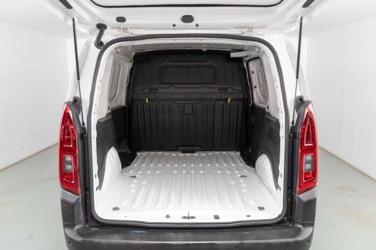 opel-combo-2021-diesel-1499cc