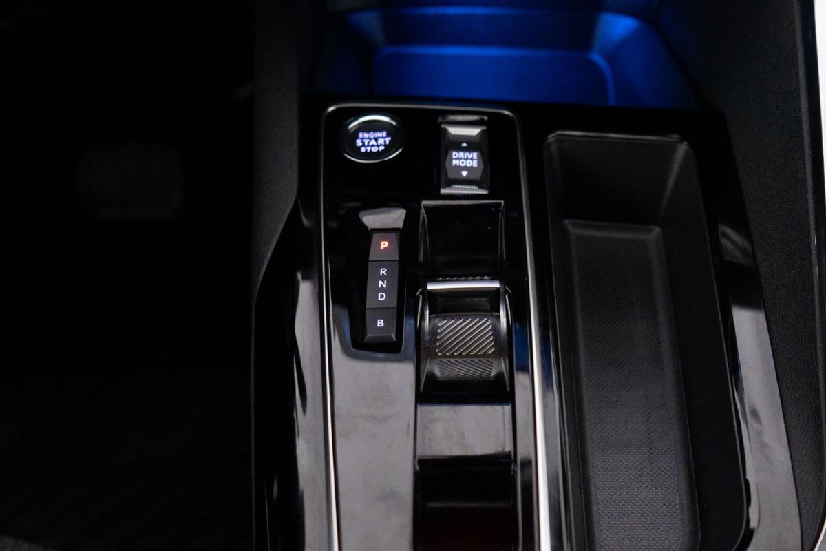 peugeot-3008-2024-hibrido-a-gasolina-1598cc