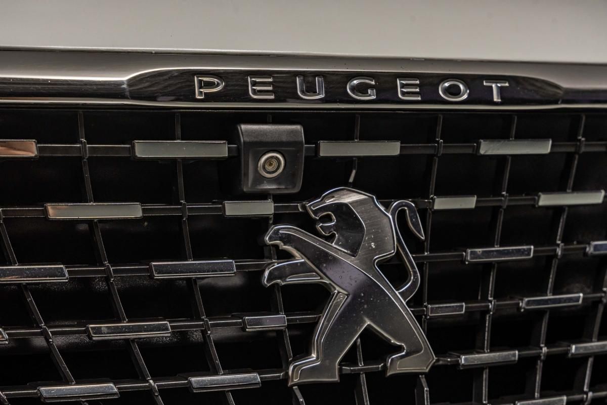 peugeot-5008-2020-diesel-1499cc