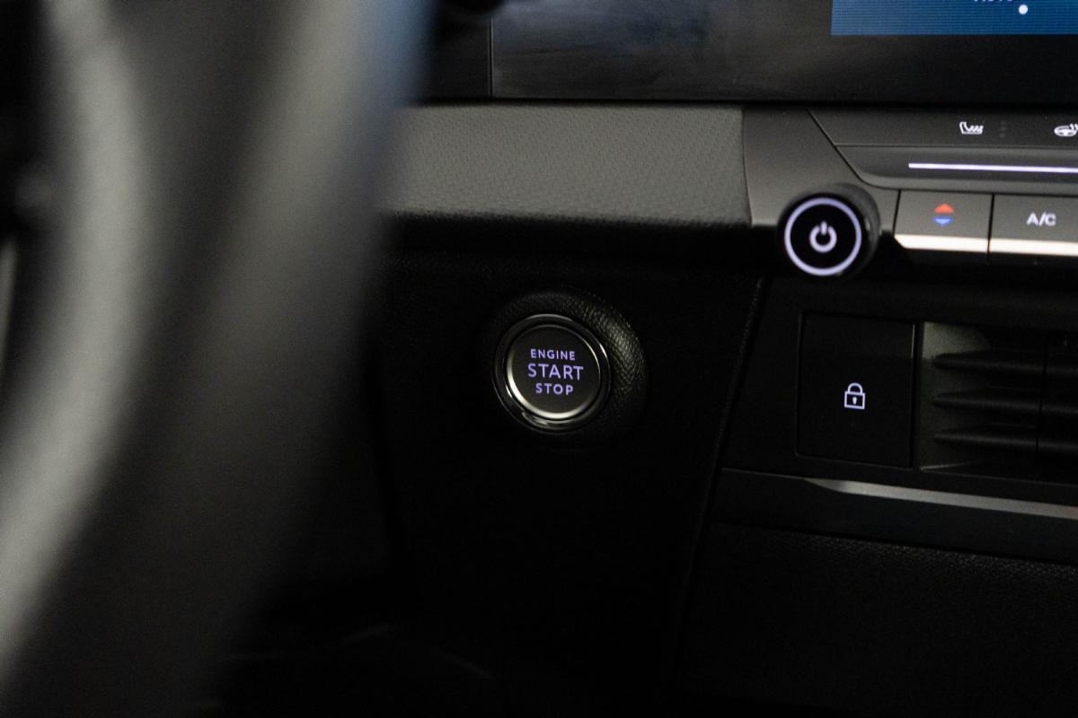 opel-astra-sport-tourer-2025-gasolina-1199cc