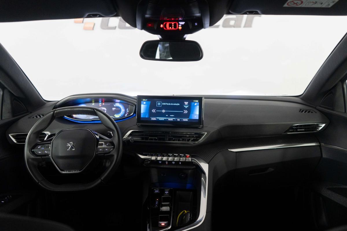 peugeot-3008-2023-hibrido-a-gasolina-1598cc