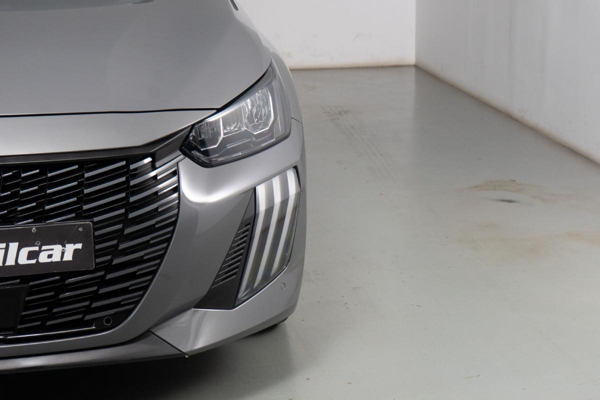 peugeot-208-2025-gasolina-1199cc