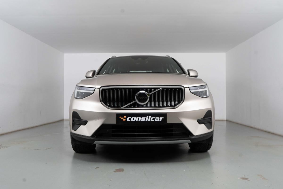 volvo-xc40-2022-hibrido-a-gasolina-1477cc