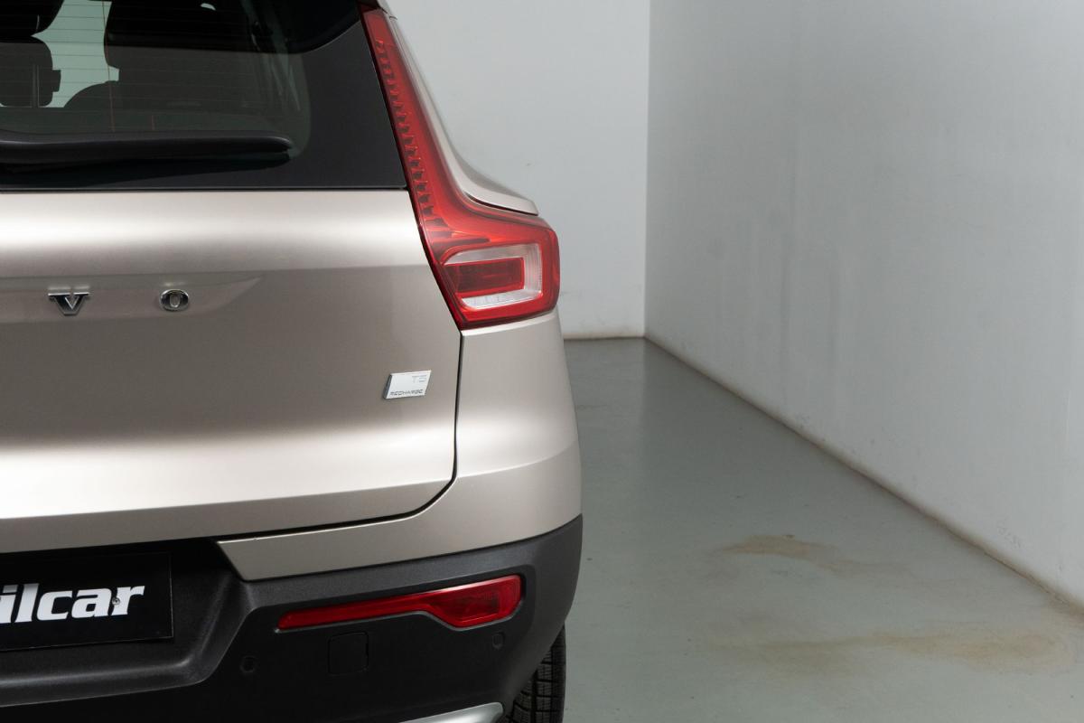 volvo-xc40-2022-hibrido-a-gasolina-1477cc