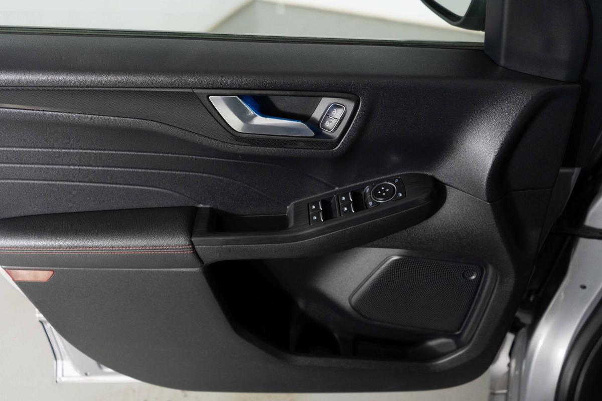 ford-kuga-2022-gasolina-1499cc