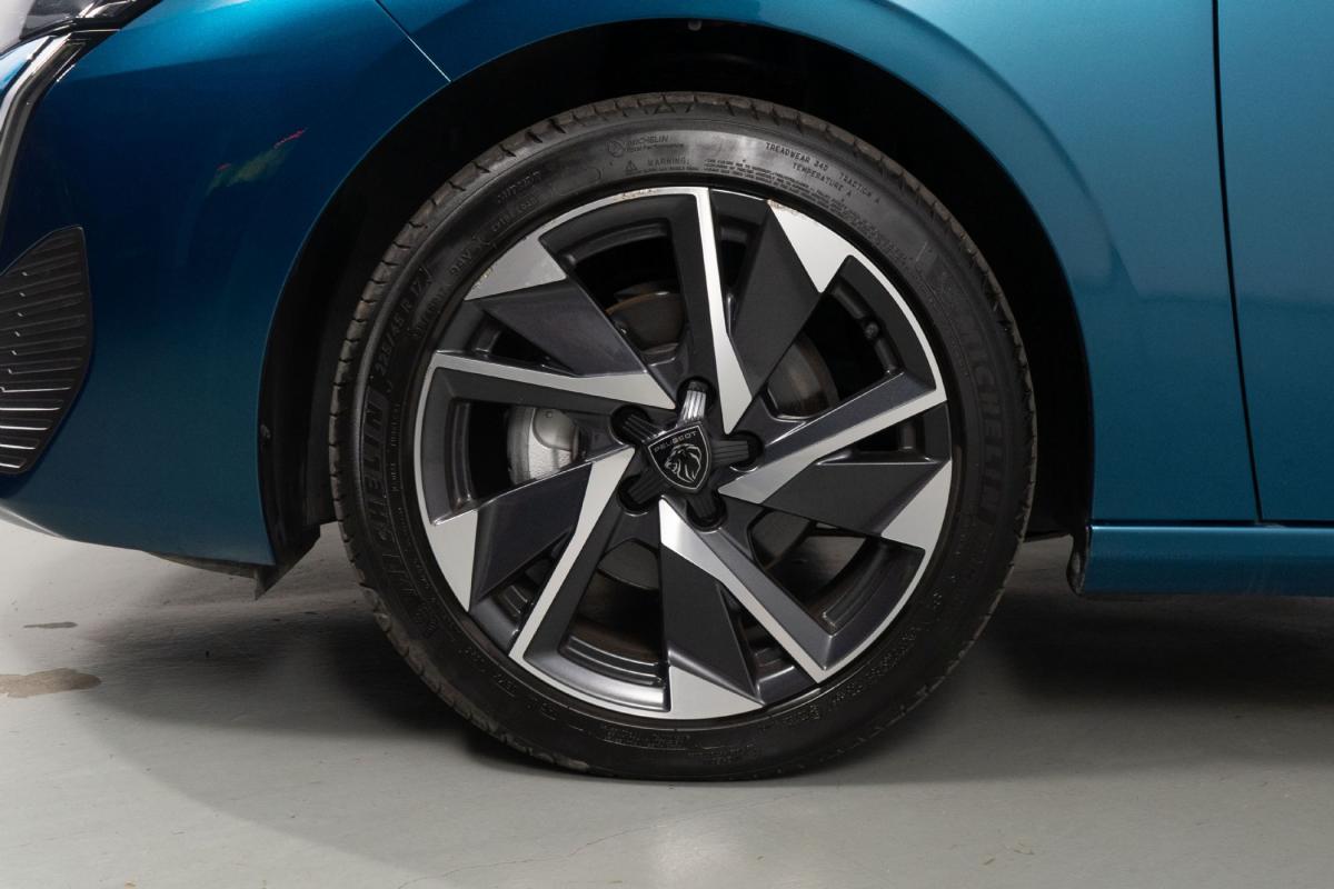 peugeot-308-2024-gasolina-1199cc