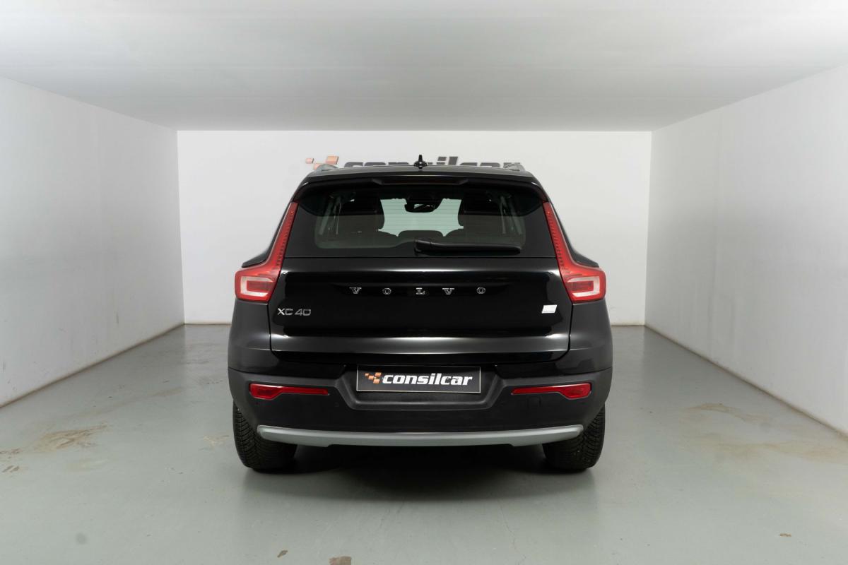 volvo-xc40-2021-hibrido-a-gasolina-1477cc