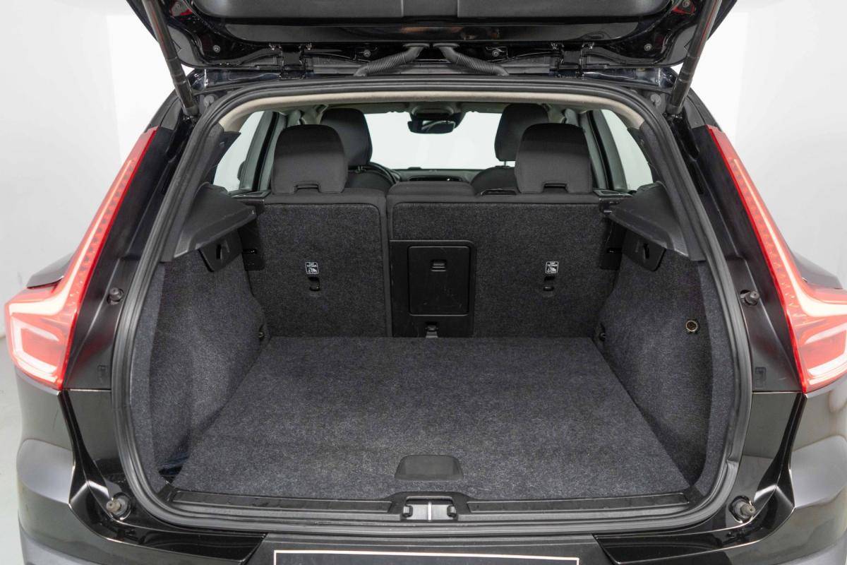 volvo-xc40-2021-hibrido-a-gasolina-1477cc
