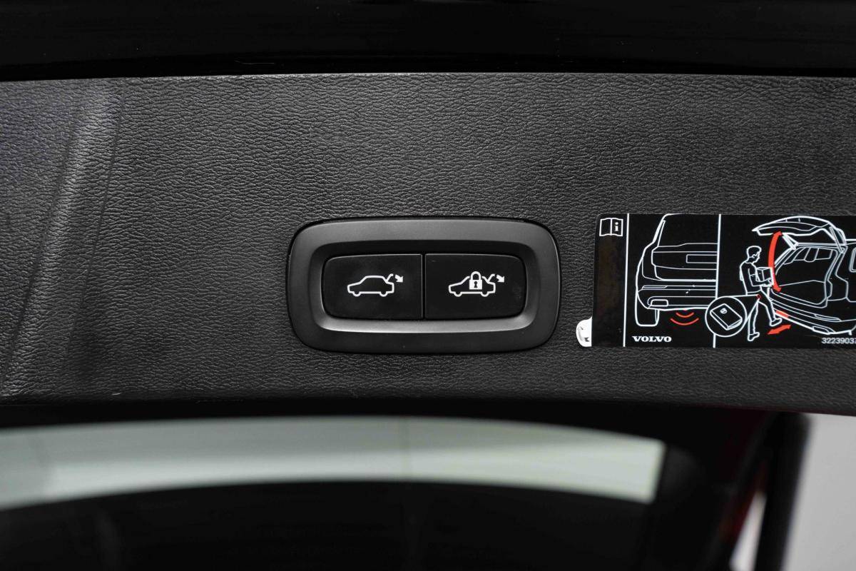 volvo-xc40-2021-hibrido-a-gasolina-1477cc