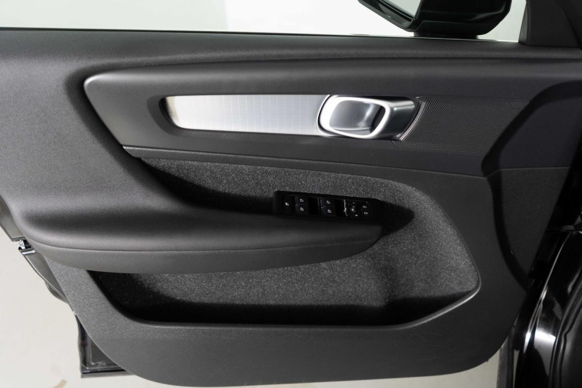volvo-xc40-2021-hibrido-a-gasolina-1477cc