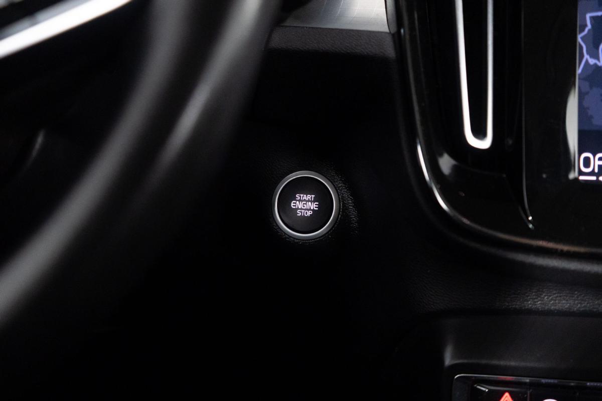 volvo-xc40-2021-hibrido-a-gasolina-1477cc