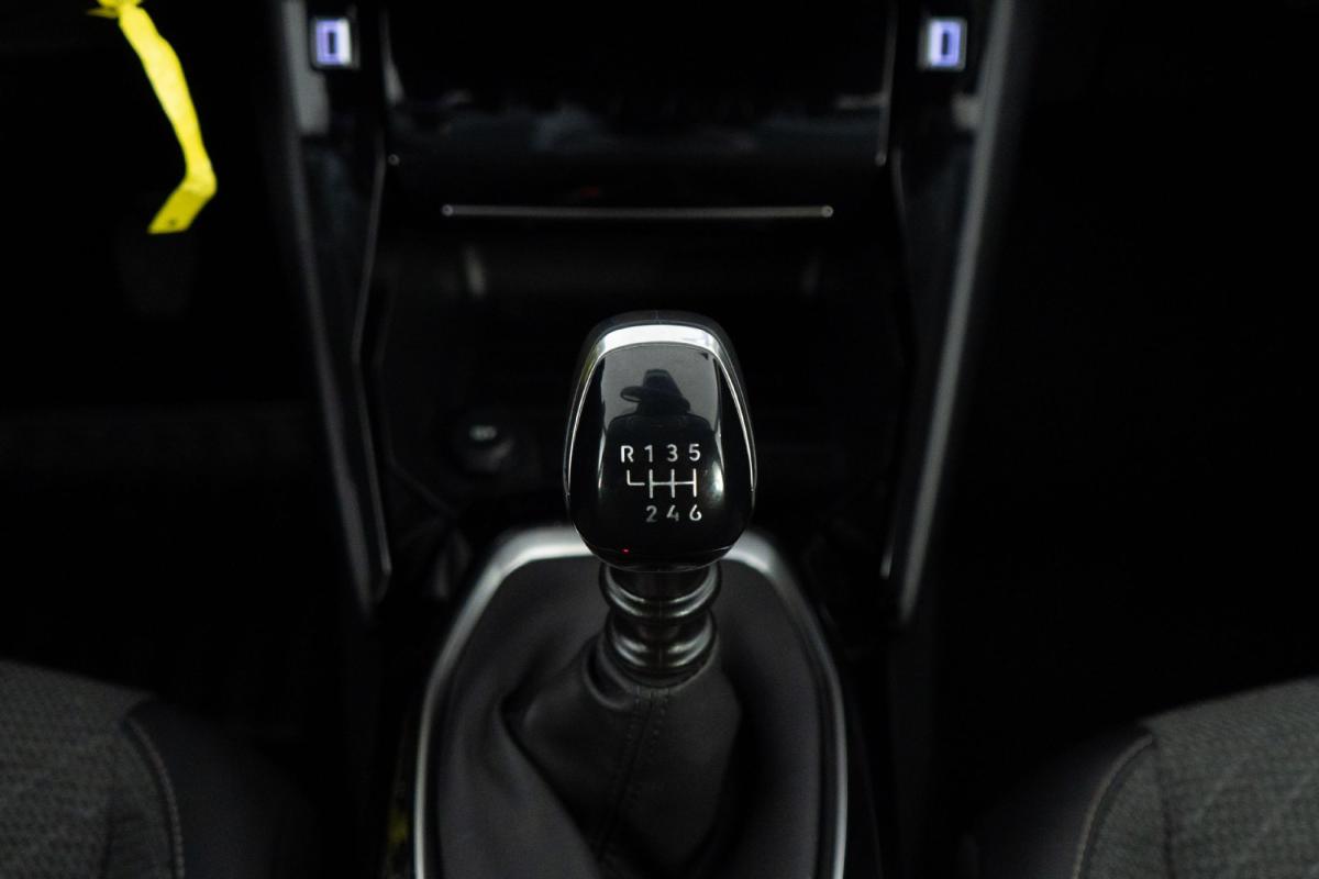 peugeot-208-2025-gasolina-1199cc