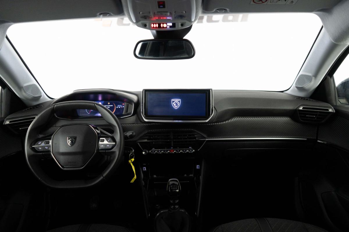 peugeot-208-2025-gasolina-1199cc