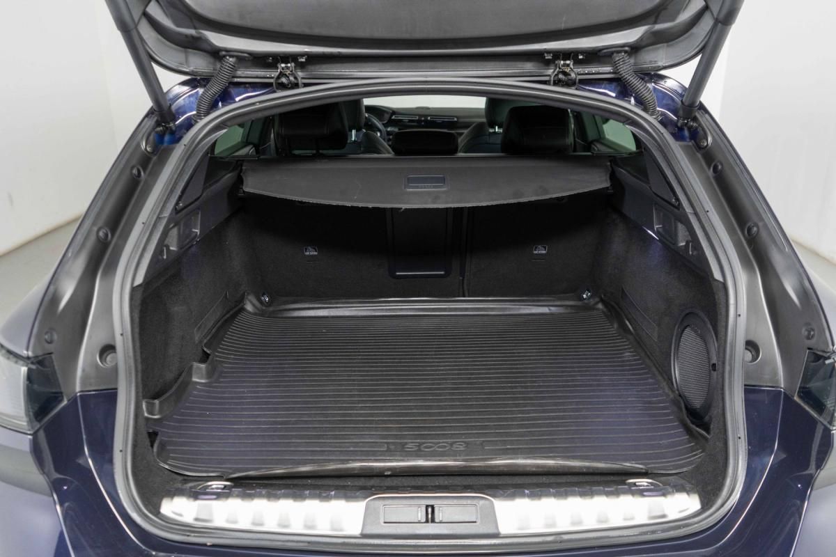 peugeot-508-sw-2021-hibrido-a-gasolina-1598cc
