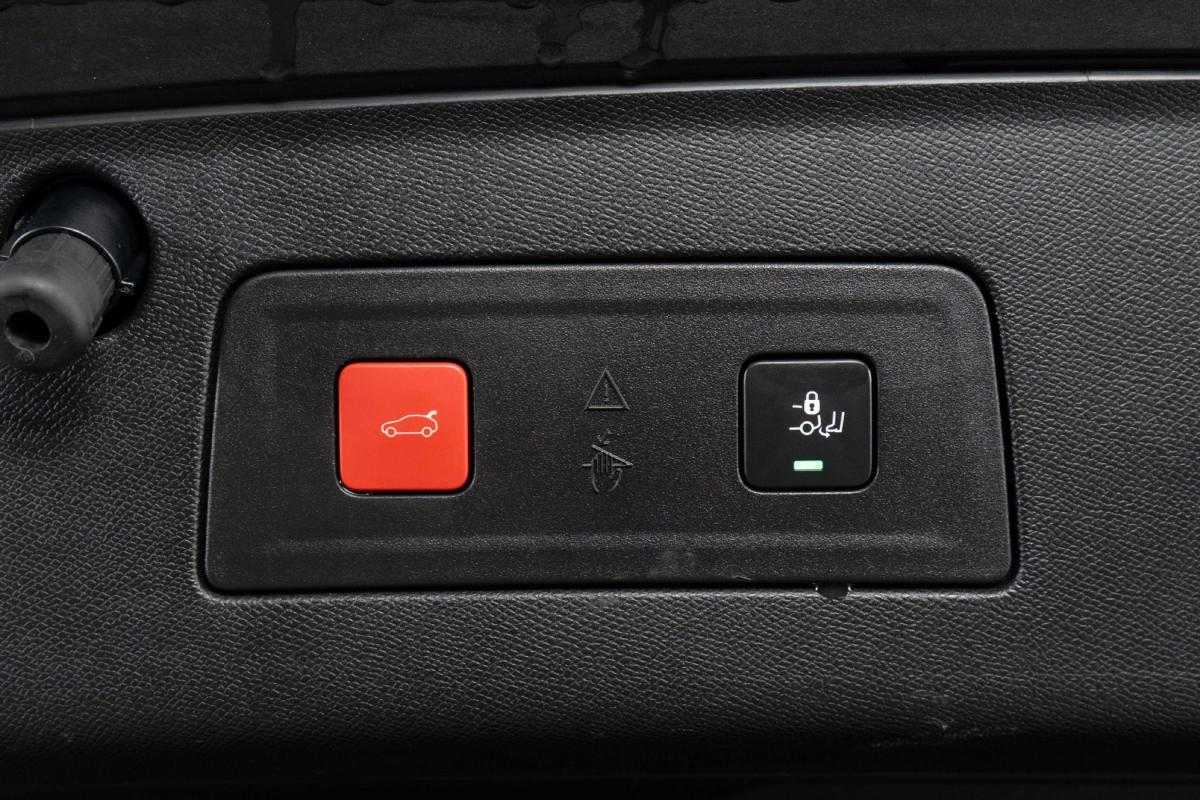 peugeot-508-sw-2021-hibrido-a-gasolina-1598cc