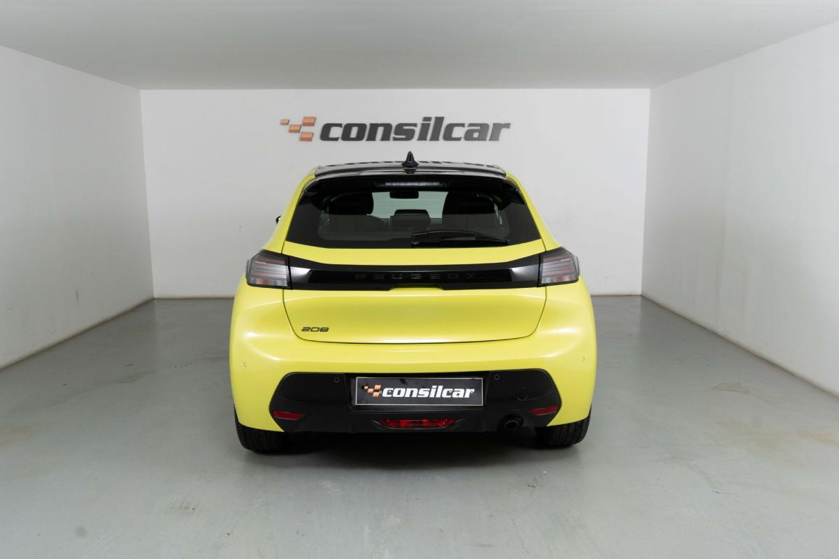 peugeot-208-2024-gasolina-1199cc