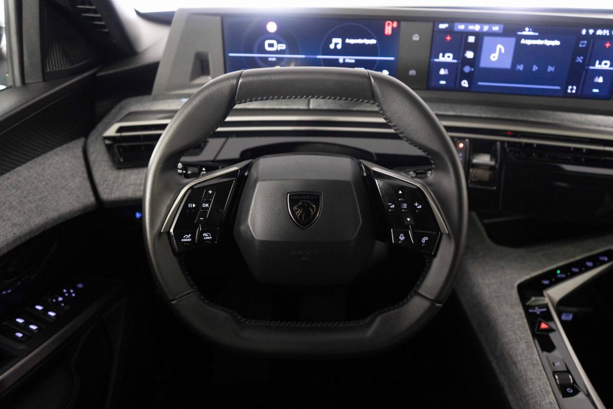 peugeot-5008-2025-gasolina-1199cc