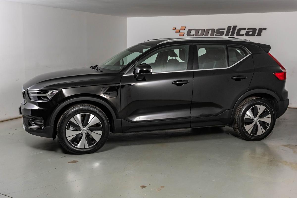 volvo-xc40-2022-hibrido-a-gasolina-1477cc