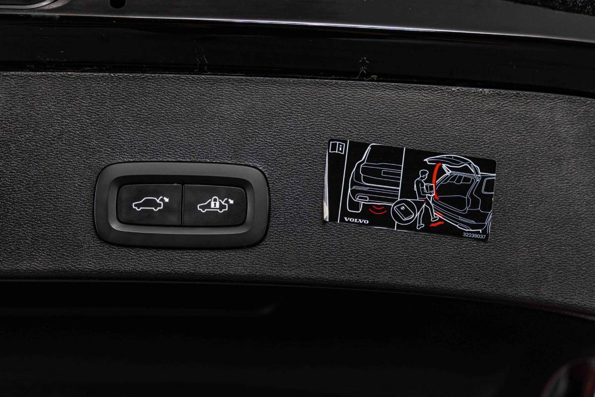 volvo-xc40-2022-hibrido-a-gasolina-1477cc