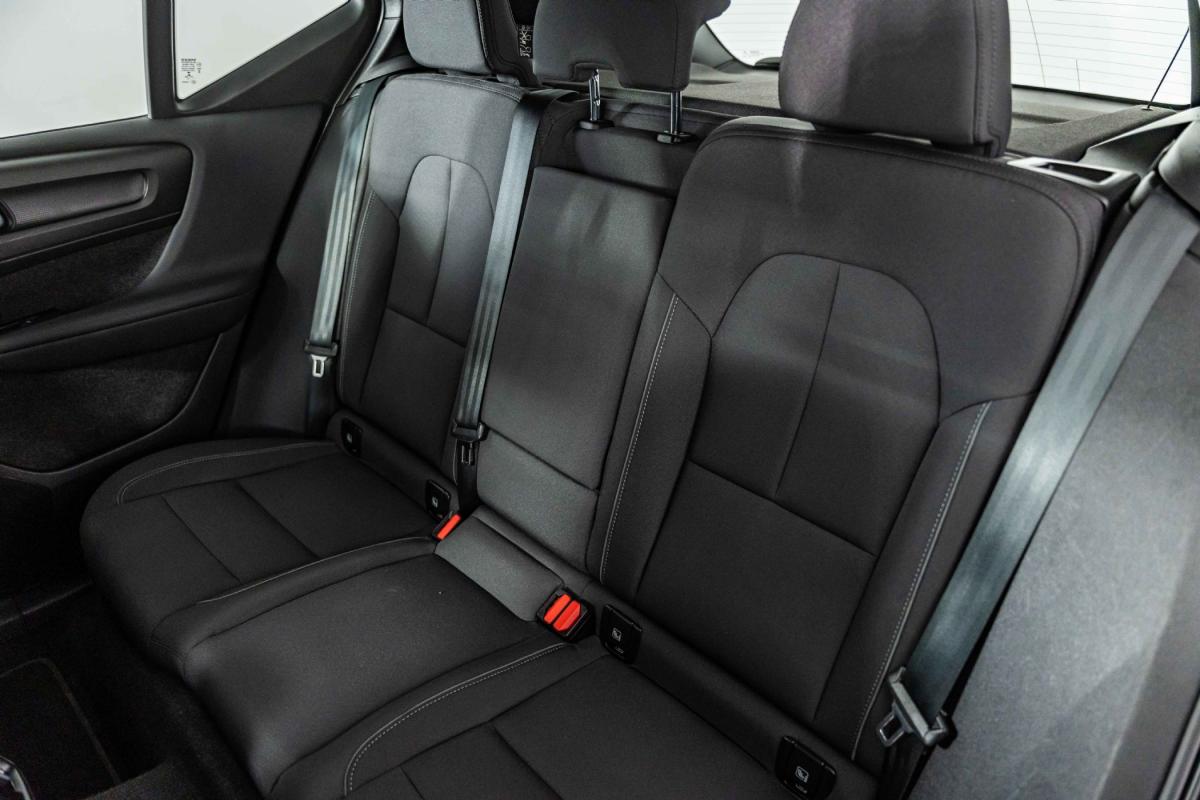 volvo-xc40-2022-hibrido-a-gasolina-1477cc