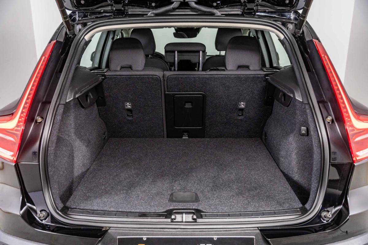 volvo-xc40-2022-hibrido-a-gasolina-1477cc