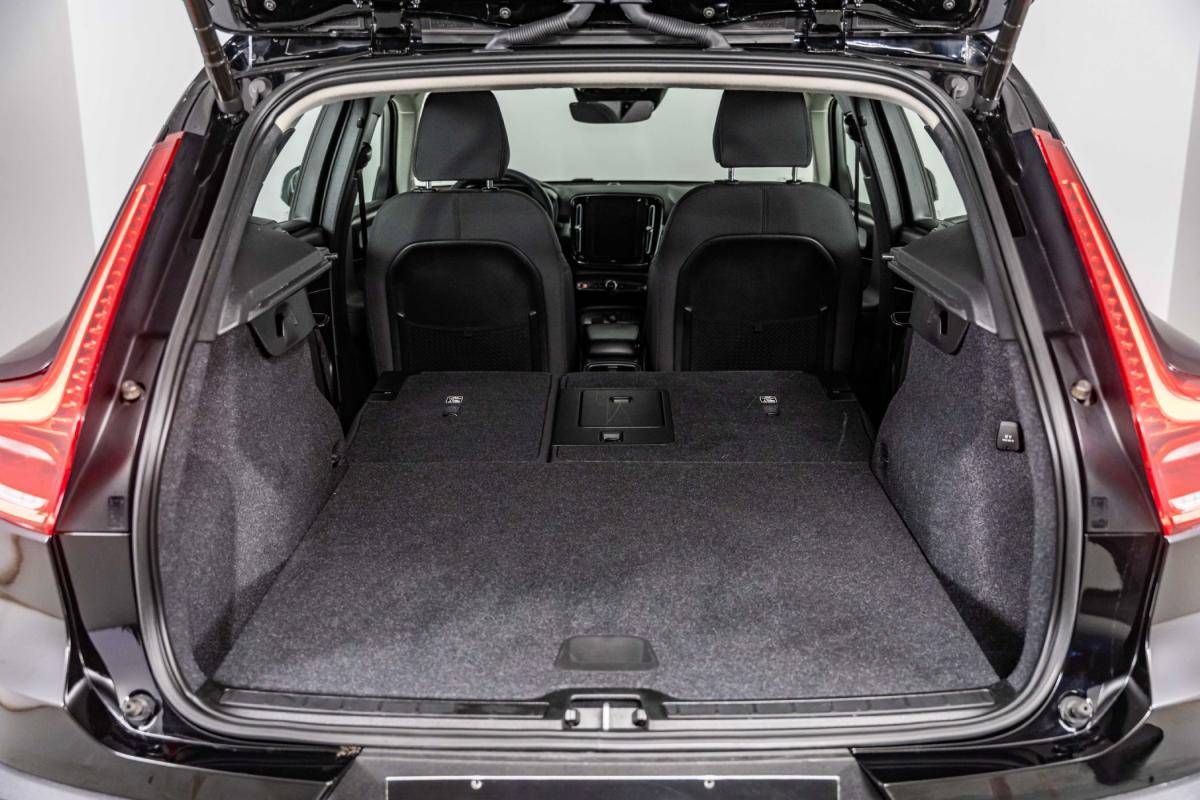 volvo-xc40-2022-hibrido-a-gasolina-1477cc