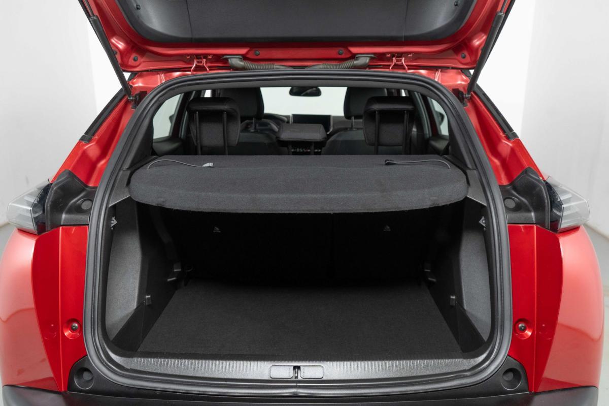 peugeot-2008-2024-gasolina-1199cc