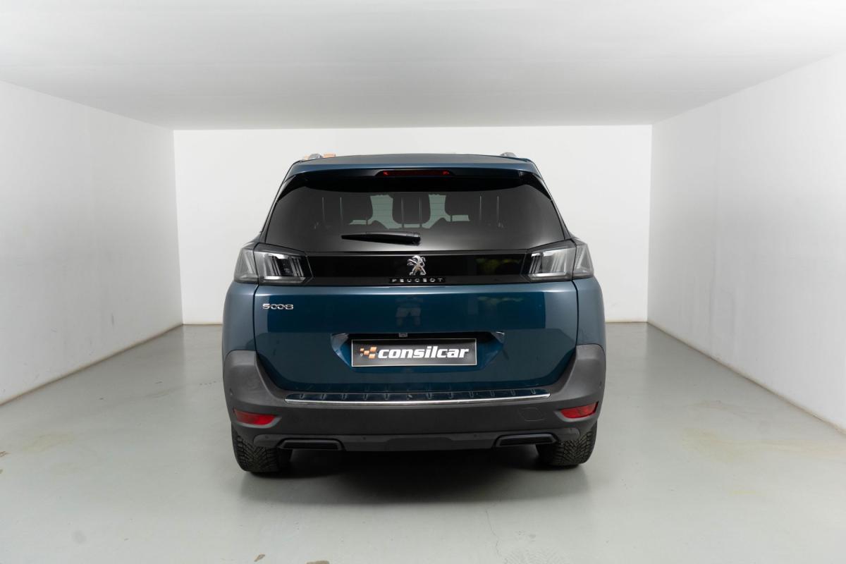 peugeot-5008-2022-gasolina-1199cc
