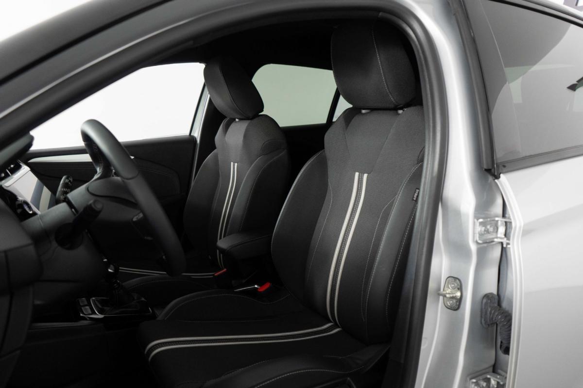 opel-corsa-2025-gasolina-1199cc